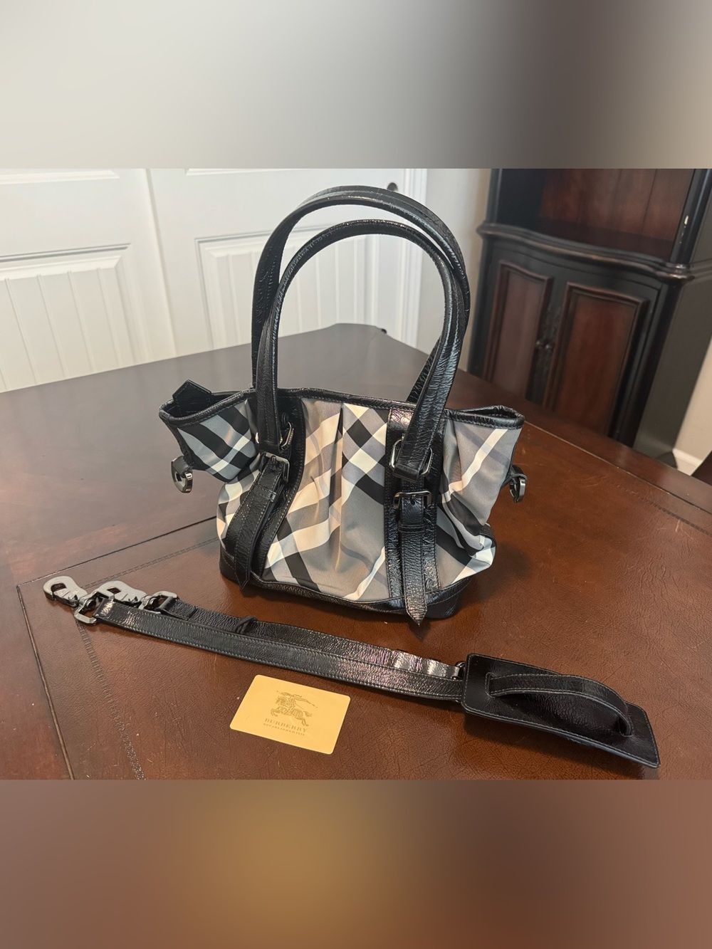 Mint Preowned Burberry Beat Check Lowry Tote Bag